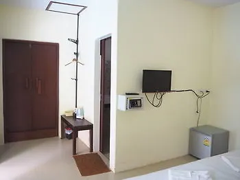 Lanta Fevrier Resort Ko Lanta 2*,  Thailand