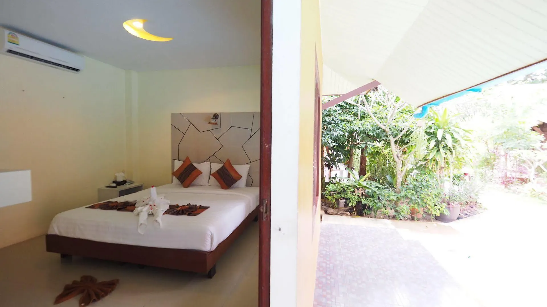 Lanta Fevrier Resort Ko Lanta Szálloda