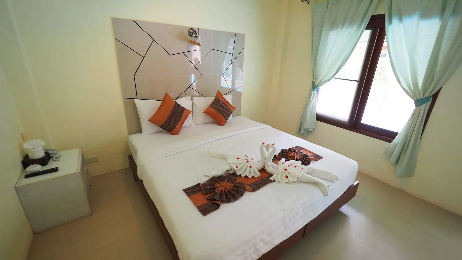 Lanta Fevrier Resort Ko Lanta Thaiföld