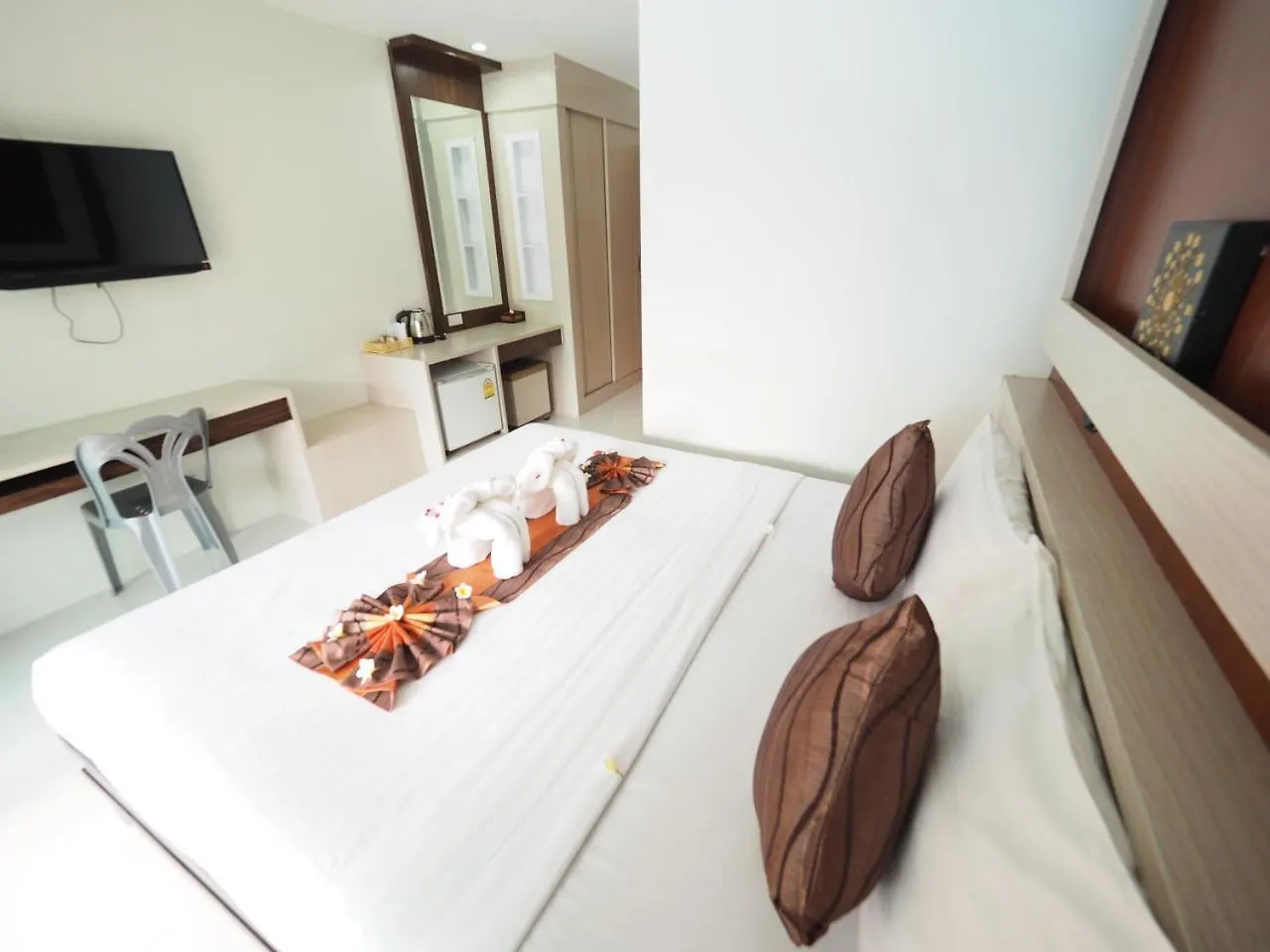 Lanta Fevrier Resort Ko Lanta Szálloda